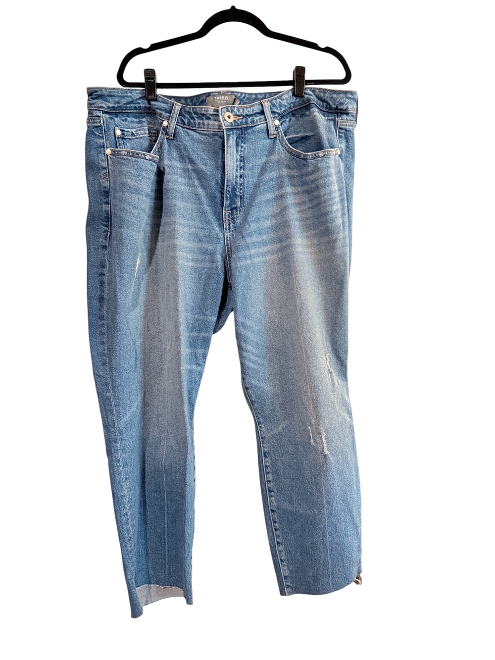 torrid Light Blue high rise straight Cropped Distressed Straight-Leg Jeans